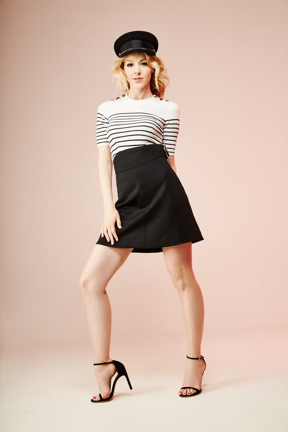 Ular butunlay mast ayolni sikishadi